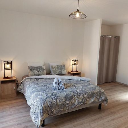 "Jolie Maison Confortable Au Coeur D'Un Environnement Calme Et Boise" Saint-Vincent-sur-l'Isle 外观 照片