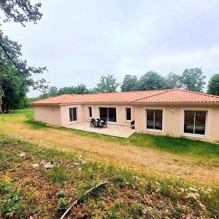 "Jolie Maison Confortable Au Coeur D'Un Environnement Calme Et Boise" Saint-Vincent-sur-l'Isle 外观 照片